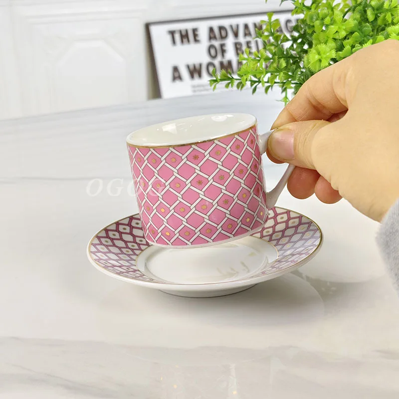 Nahöstliches und europäisches  – Espresso Cup Saucer Bewertung und Preis